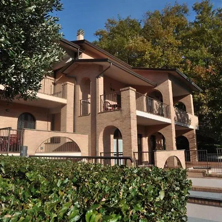 מלון דירות Carpediem Assisi Living Club
