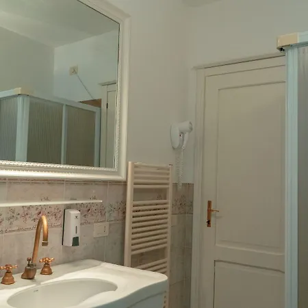 Carpediem Assisi Living Club شقة فندقية 3*